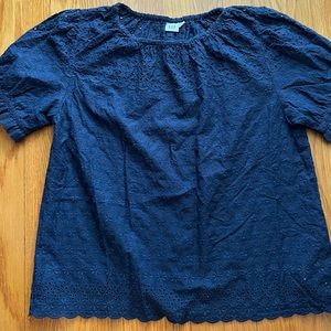 GAP Navy blue Short Sleeve Eyelet Embroidered Top Size Medium